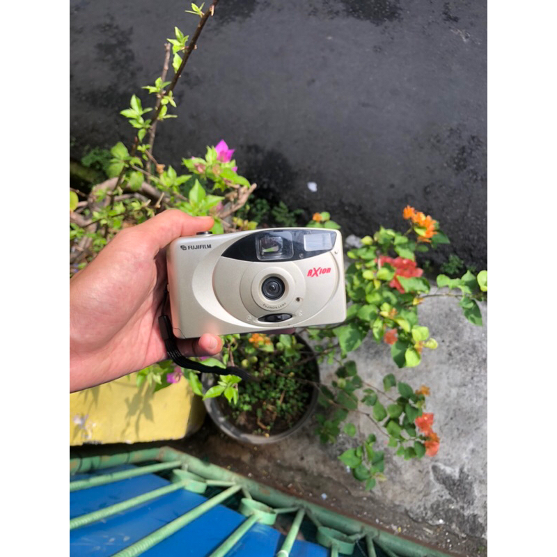 kamera analog fujifilm axion