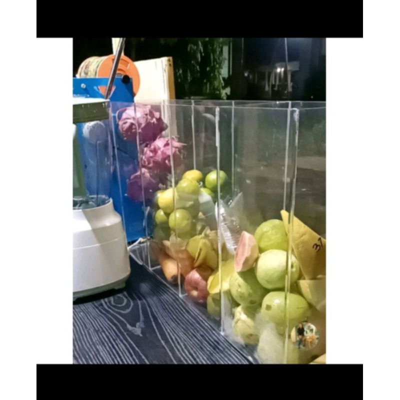Etalase Buah Akrilik