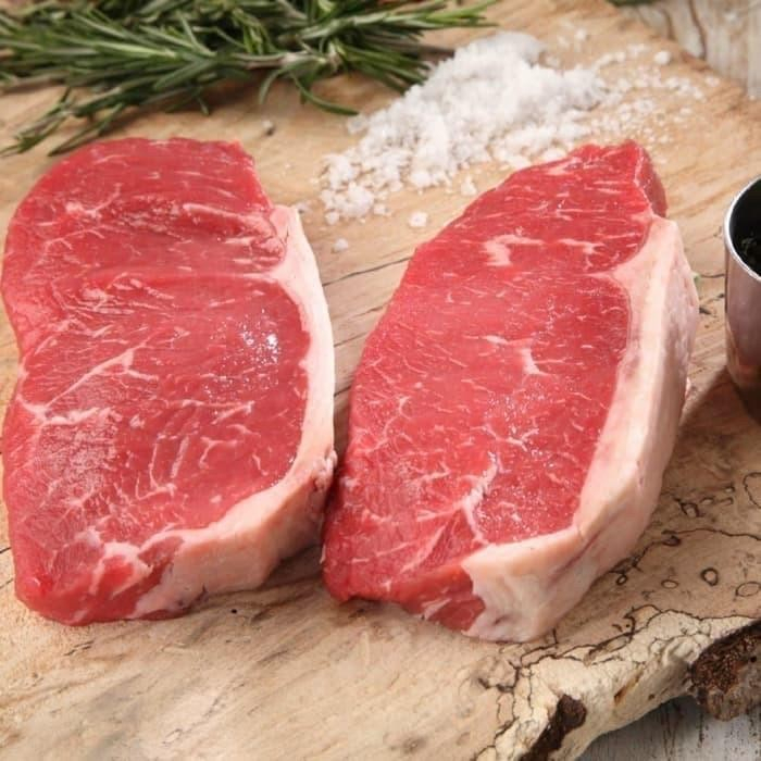 

Daging Sapi Sirloin BEEF STEAK / STRIPLOIN AUS GRADE A
