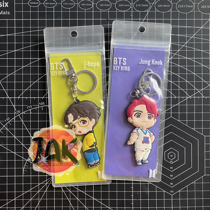 Ready - Tiny Tan Jungkook Jhope Flat Keyring Official