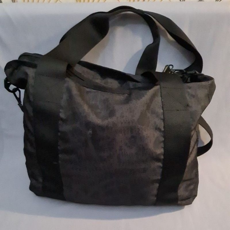 TOTE BAG NIK* BLACK