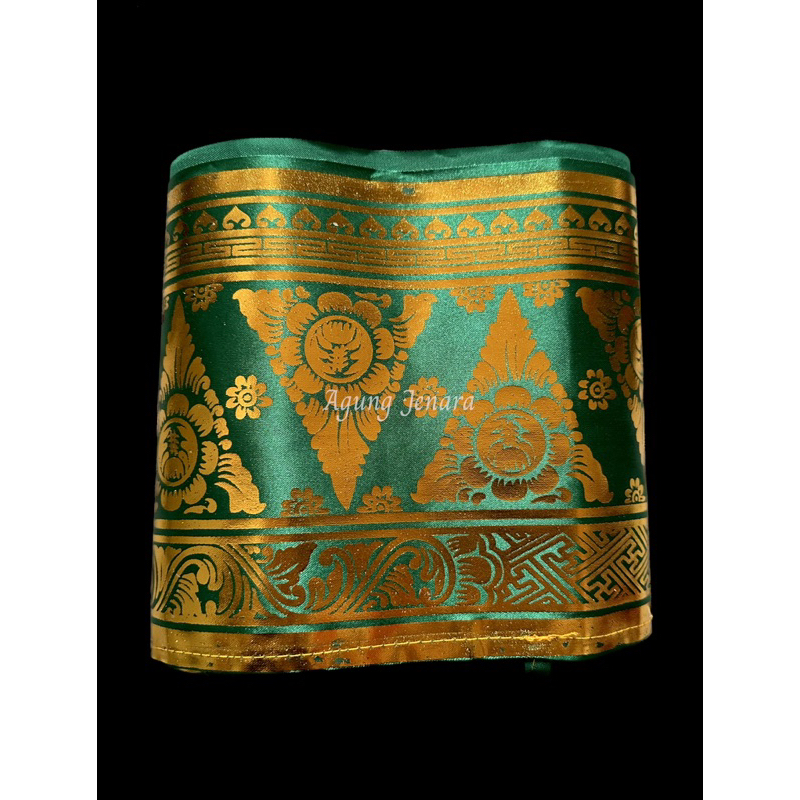 IDER-IDER PRADA BALI