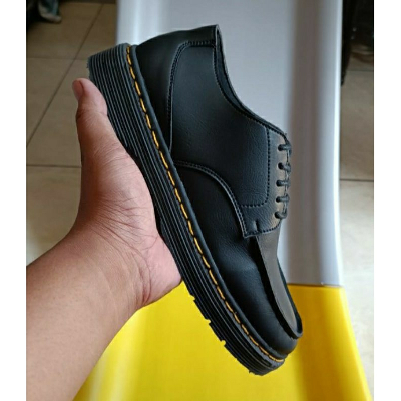 bungkusuku prime - Sepatu Formal Pria Pantofel Docmart Low Boots Kerja Casual Keren Kekinian