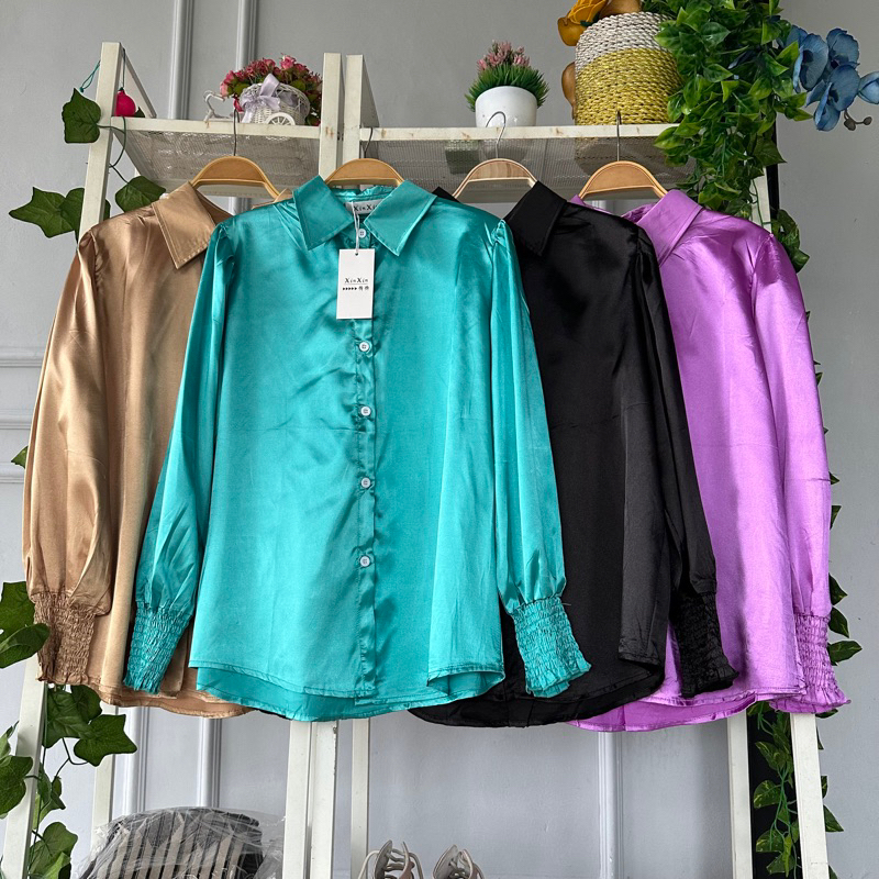 Youngmoodis blouse silky shimmer lengan smoke