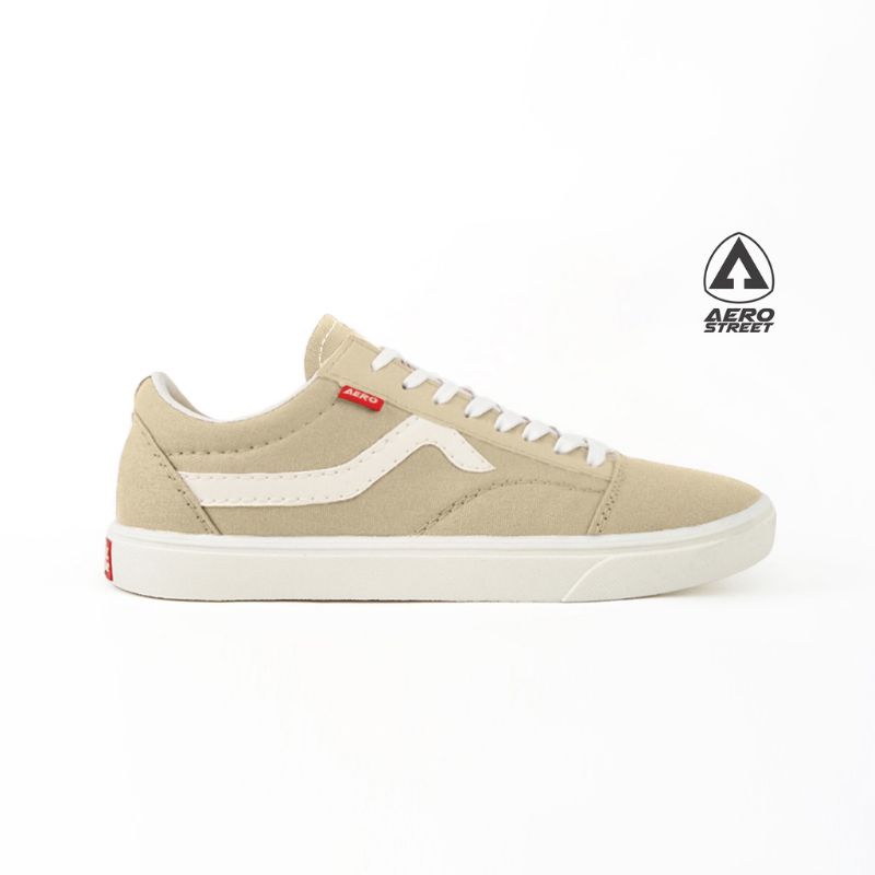 Aerostreet Massive Krem Putih