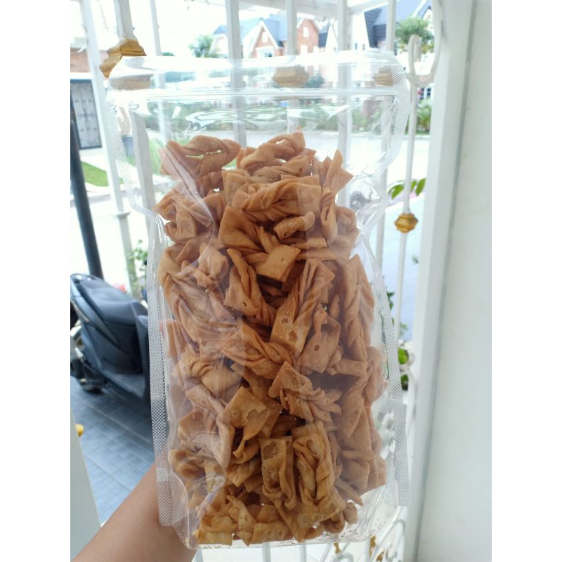 

KUE BAWANG KLASIK 500 GRAM