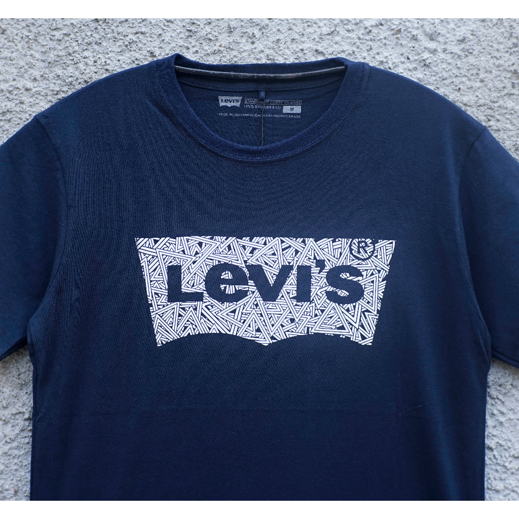 Kaos Levis Abstract - Premium Quality