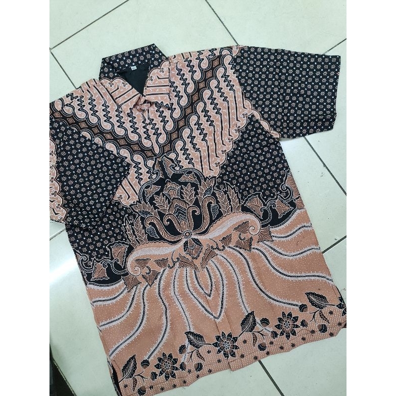 Kemeja Batik Pria Premium Lengan Pendek Lapis Furing Bahan Katun Premium