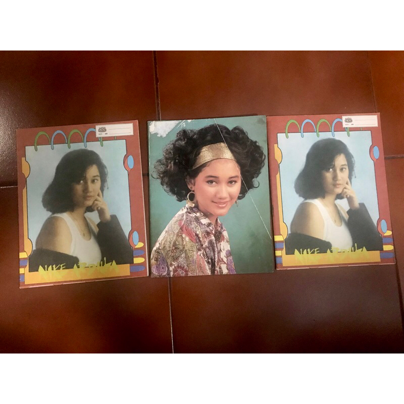 Bundling Buku tulis Nike Ardilla.Collector item