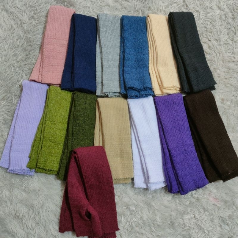 Handsock Manset Rajut Muslimah - Ada banyak warna