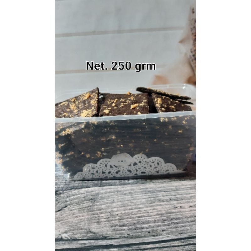 

BrowniesCrispyChocochips/KeripikBrowniesChococips/Net.250grm