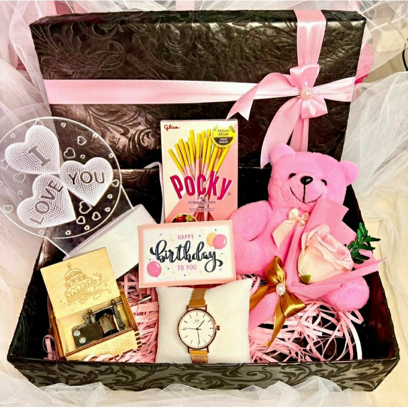 

KADO ULANG TAHUN - HADIAH PACAR - HADIAH PACAR
