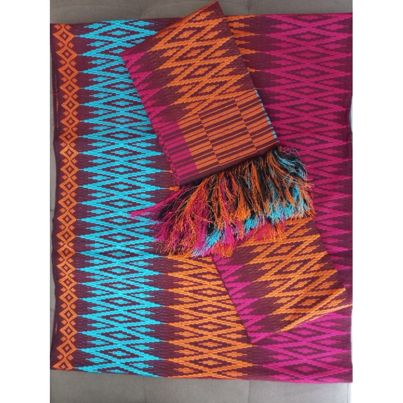 Tenun songket asli lombok