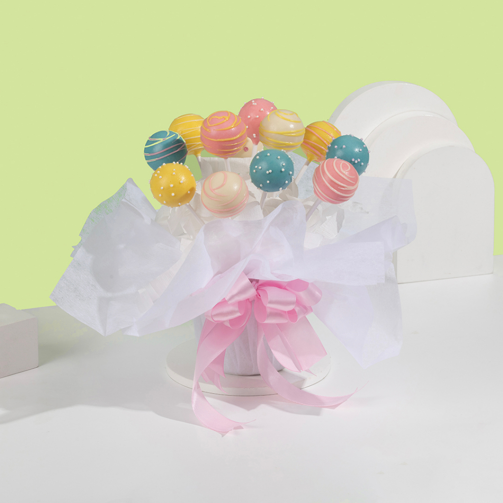 

Cakepops Bouquet 12pcs by Cupcakes Company