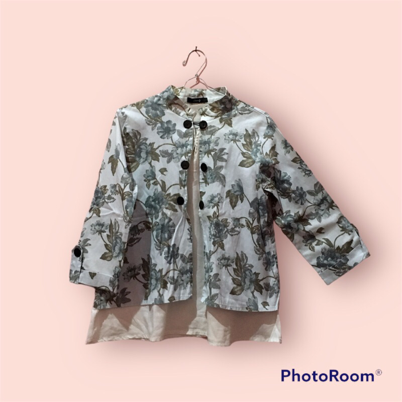 Kemeja floral preloved