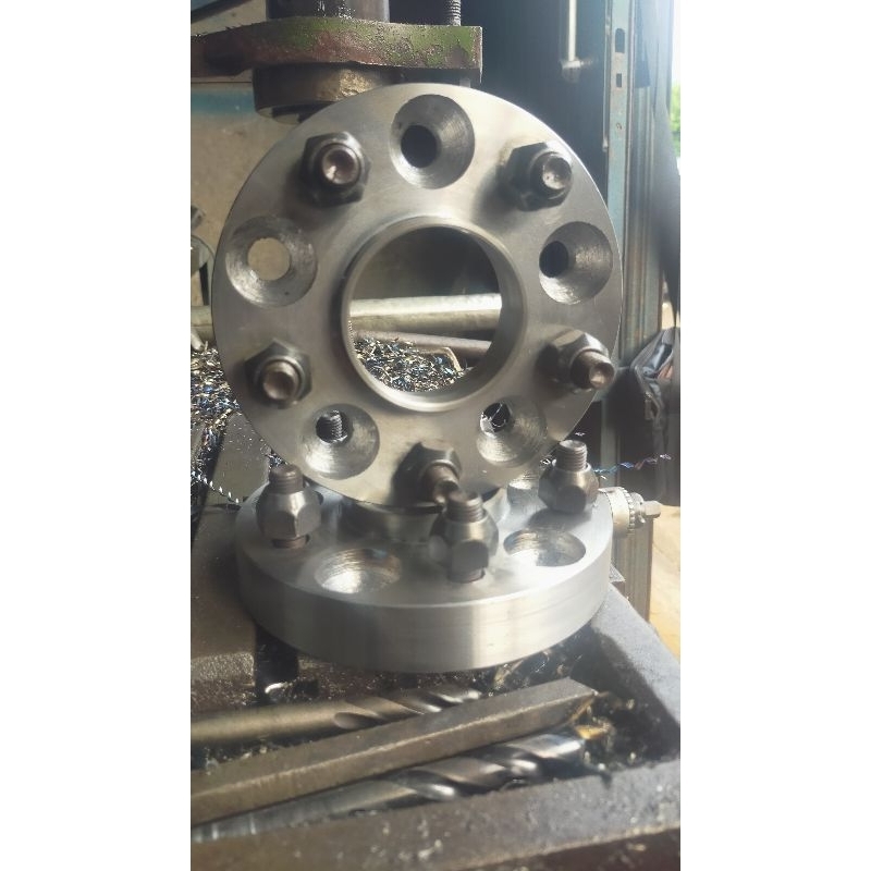Adaptor velg mobil 5x 120 ke velg 5x114,3 tbl 2,5 cm