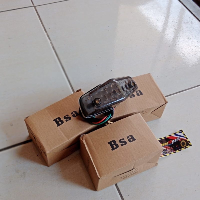 stoplamp bsa lampu belakang cb bsa kaca smoke lampu belakng cb model bsa