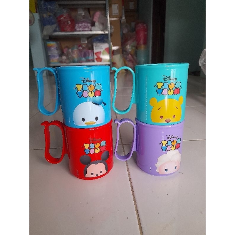 gelas atau mug disney tsum tsum tuppeware