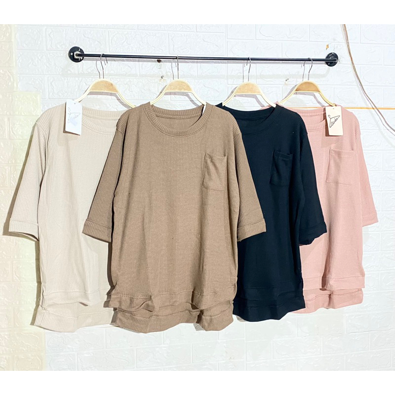 atasan oversize kaos knitted import uniqlo merk clarke