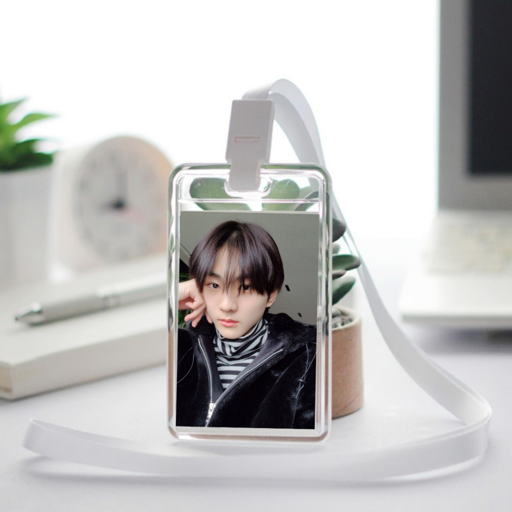 

Nametag Holder Acrylic Clear/Transparant Version