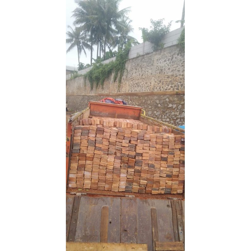 Bata press merah cikarang