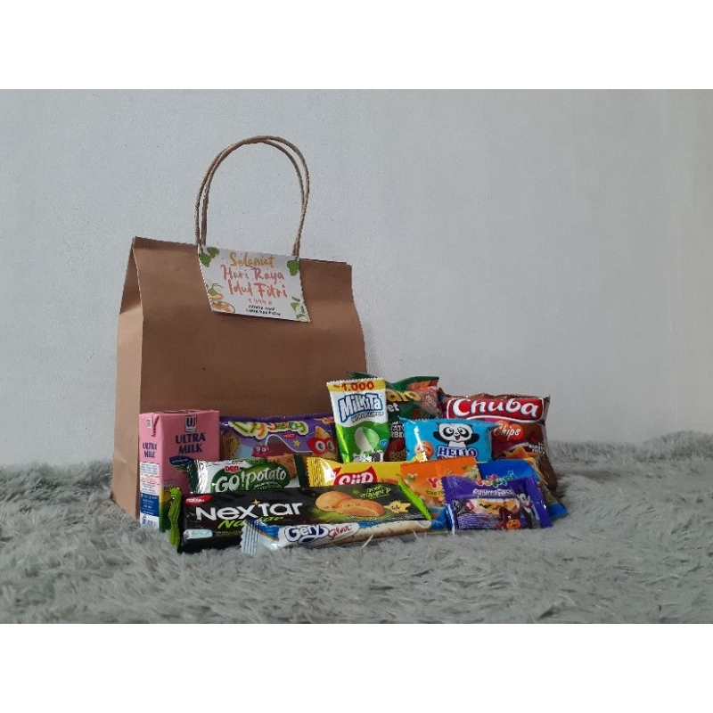 

Hampers Snack Paket Lebaran/Idul Fitri/Wisuda/Anniversary/Ulang Tahun