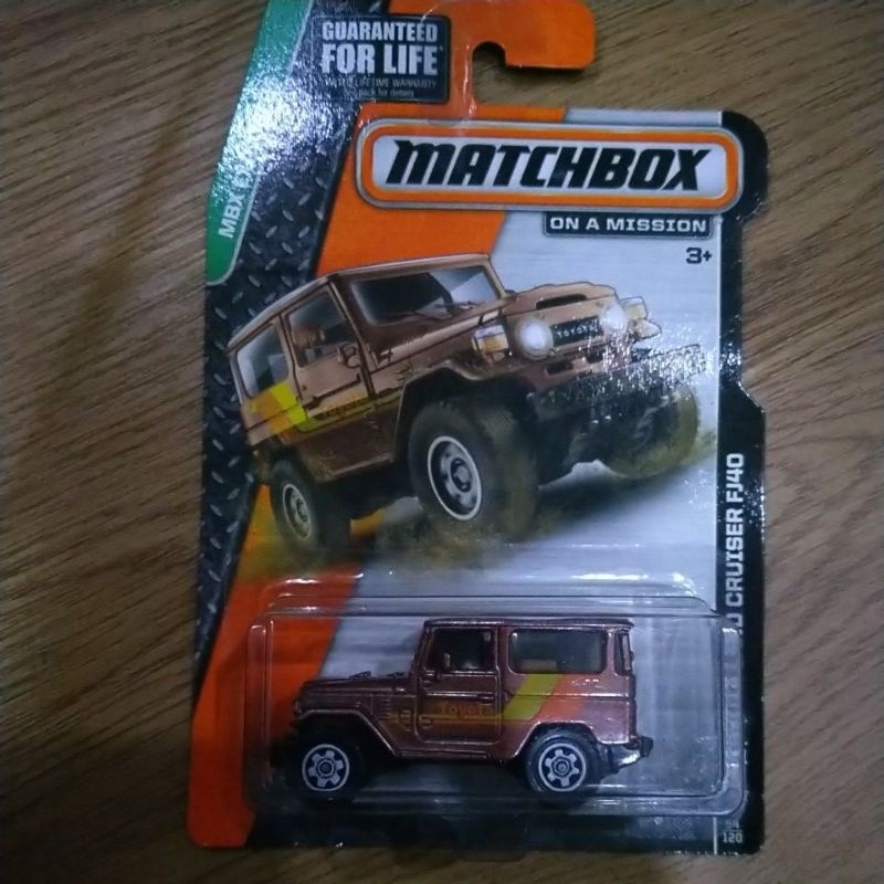 Matchbox toyota land cruiser fj40