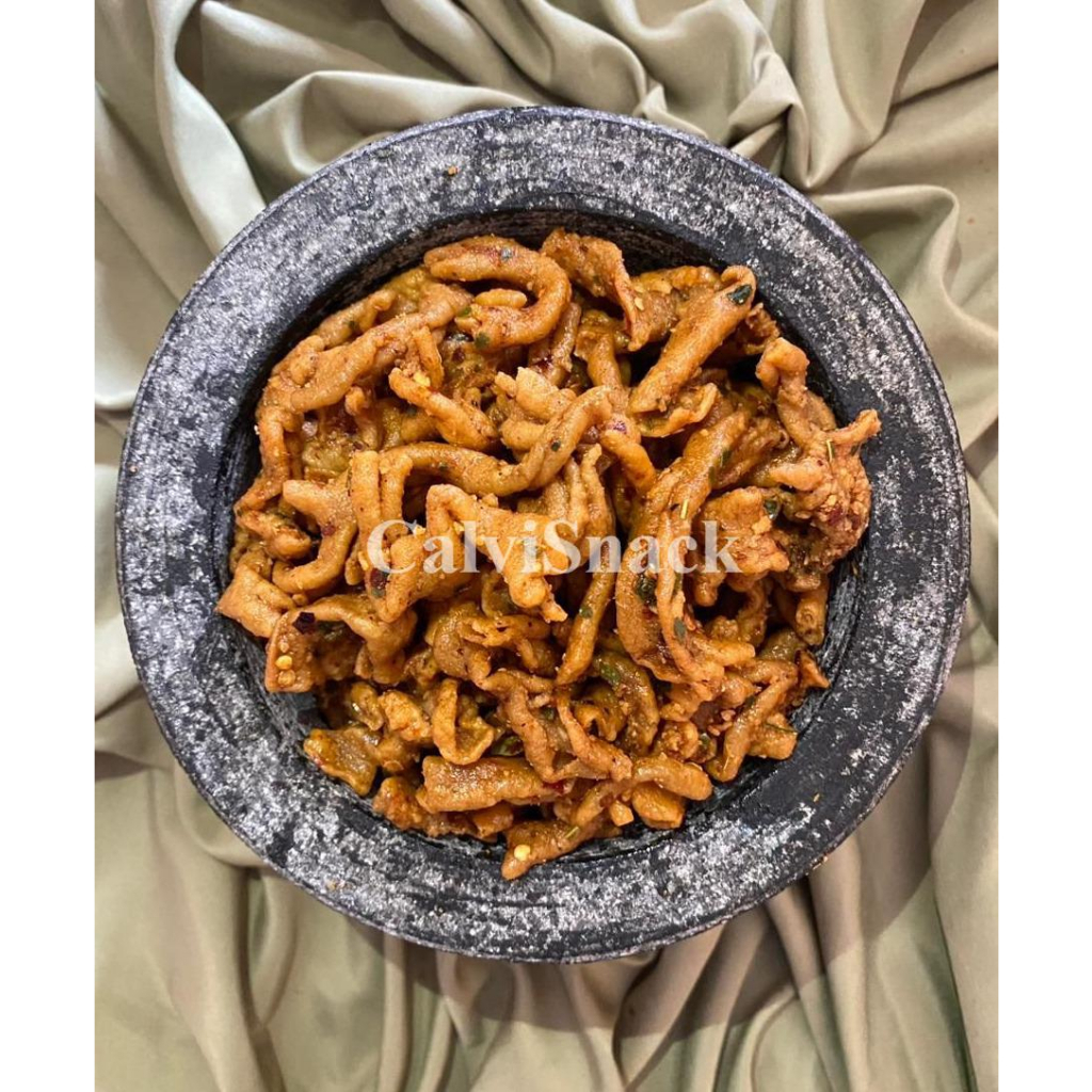 

Usus Pedas Daun Jeruk - Usus Calvin Snack 1 Kg