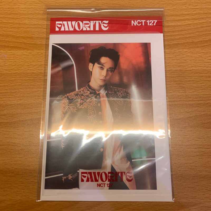 [Clearance Sale] NCT 127 Favorite MD Postcard + Hologram Photocard Set Doyoung