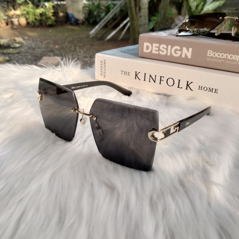 Kacamata fashion import wanita premium persegi frameless anti UV protection