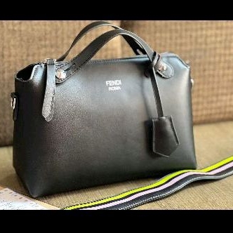 Miniso official tas hp wanita dan tas selempang rantai