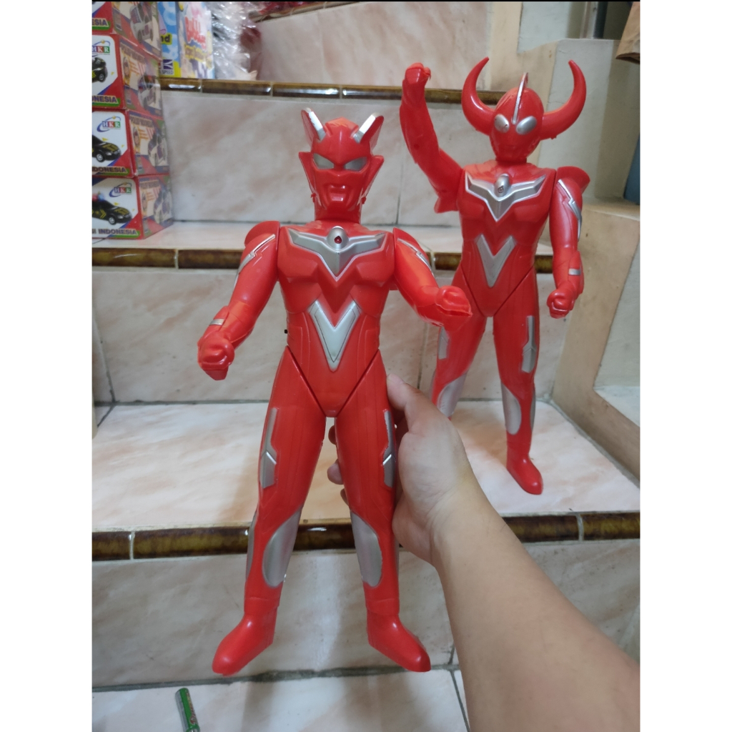 Mainan Ultraman Figure 39cm Lampu dan Bunyi