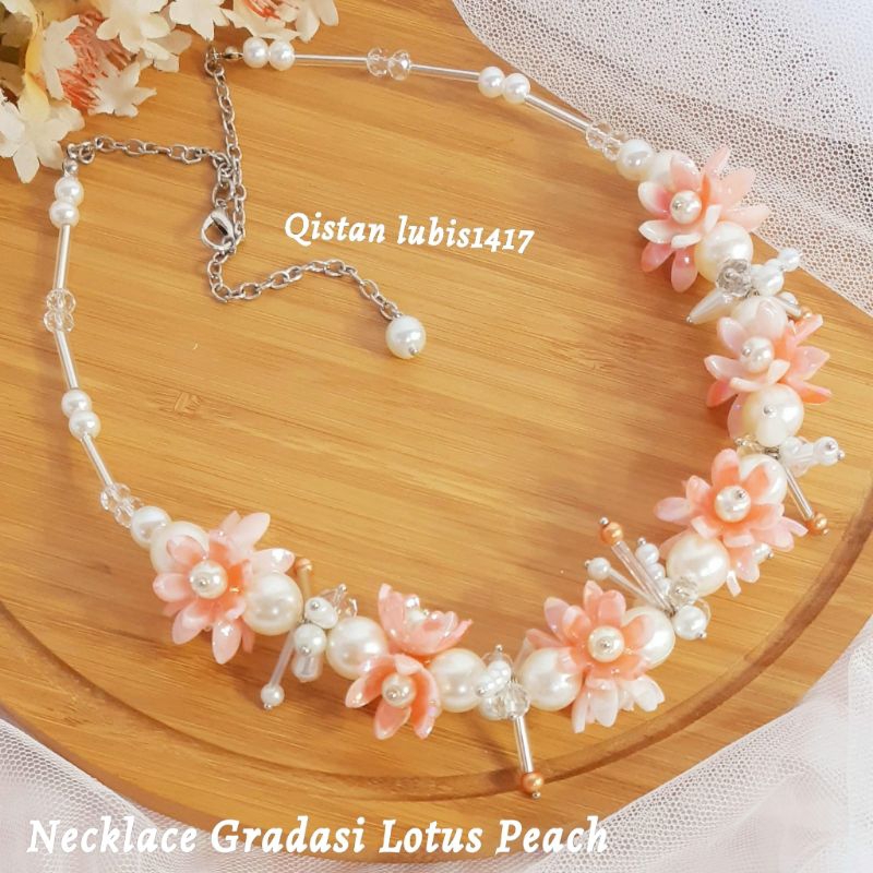 Necklace Gradasi Lotus