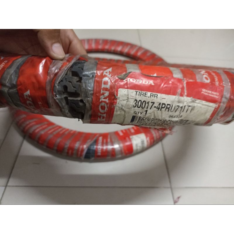 BAN LUAR HONDA WIN100 WIN 100 ORIGINAL AHM FEDERAL DEPAN BELAKANG UKURAN DEPAN 18 X 250 BELAKANG 17 