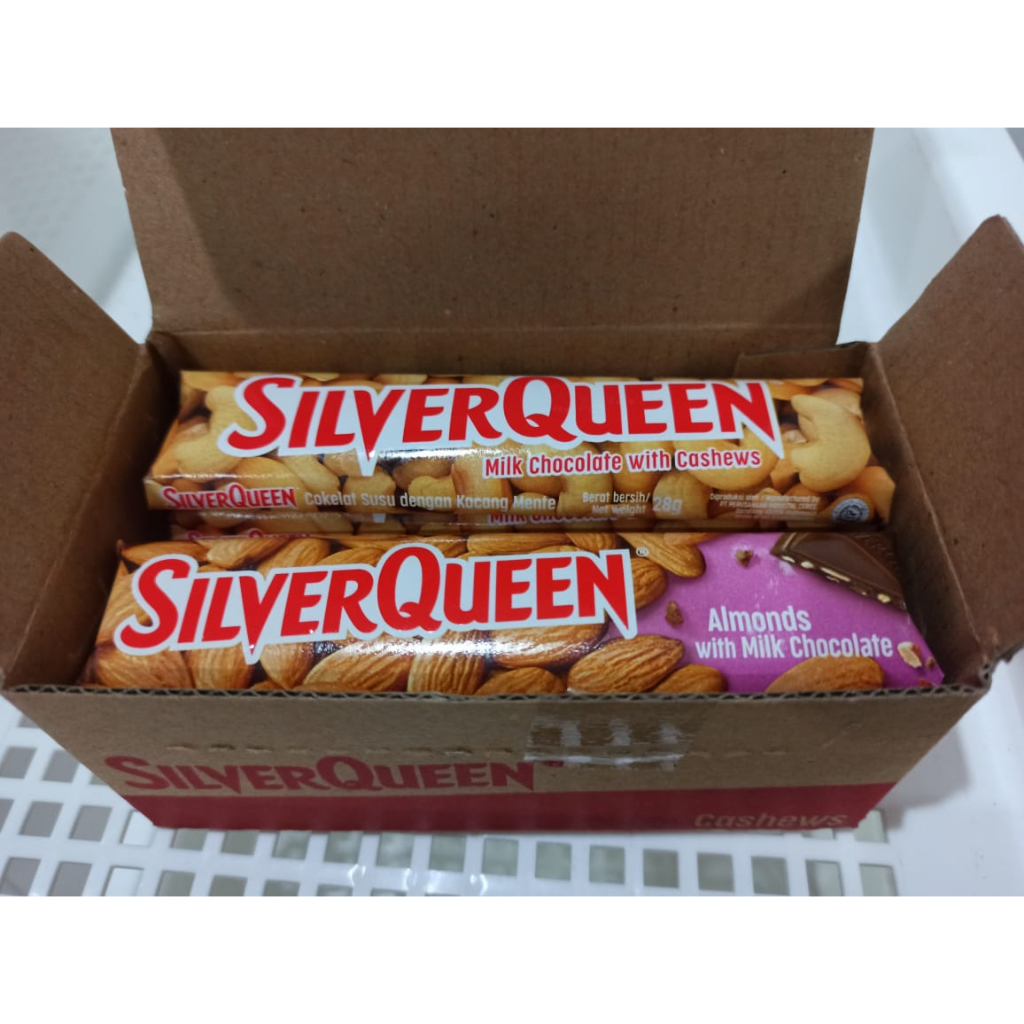 SILVERQUEEN 25GR (BOX isi 10 PCS) - COKELAT SILVER QUEEN Cashew / Almond / Green Tea / YogHurt Very Berry  (BOX)