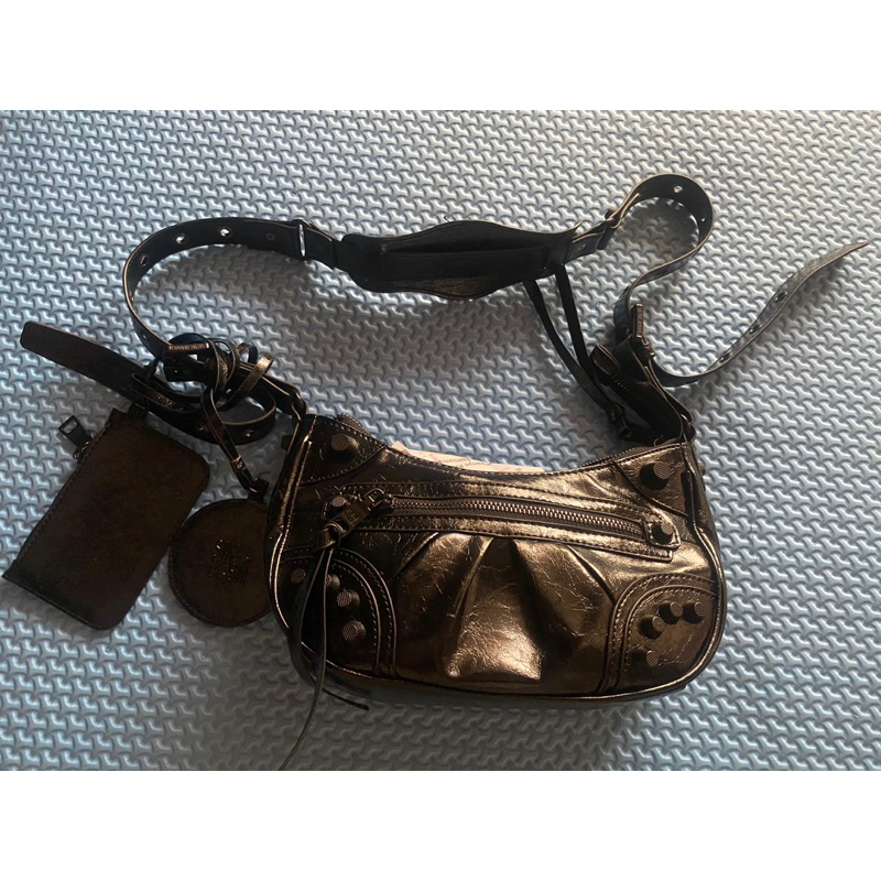 Preloved-steve medden bglowing black