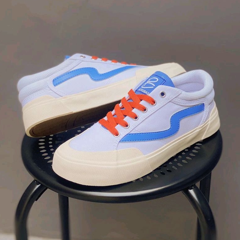 Patrobas Cloud White Blue &amp; Red