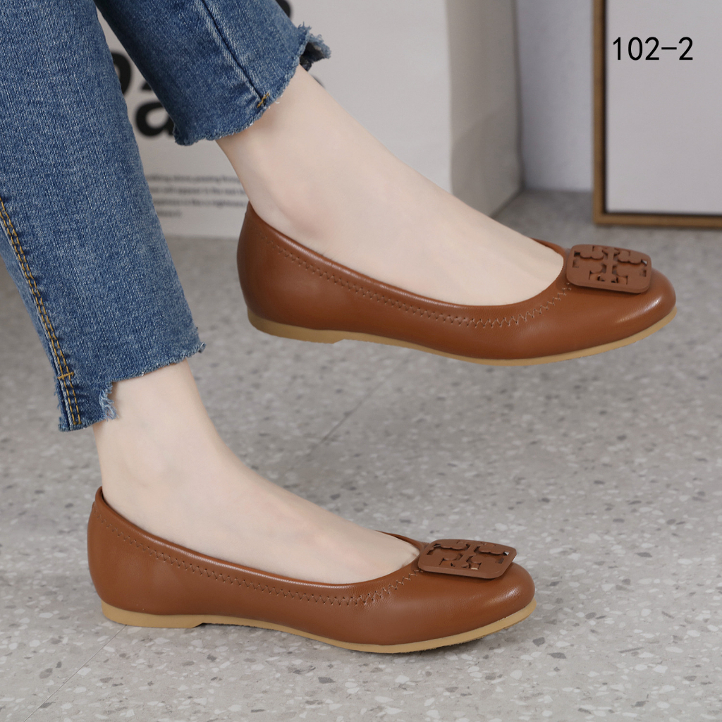 t 102-2 Flatshoe