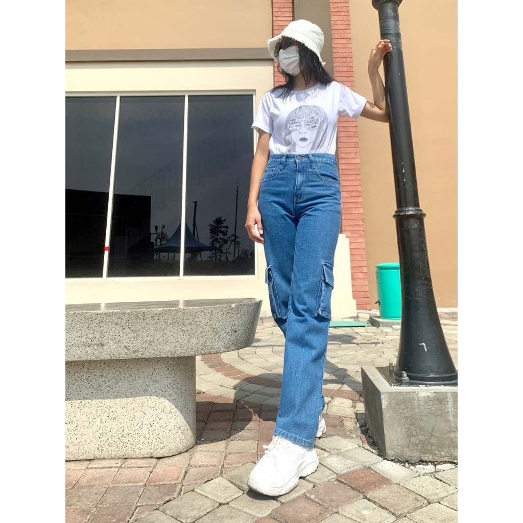 Weki Loose Cargo Jeans Highwaist Medium Blue