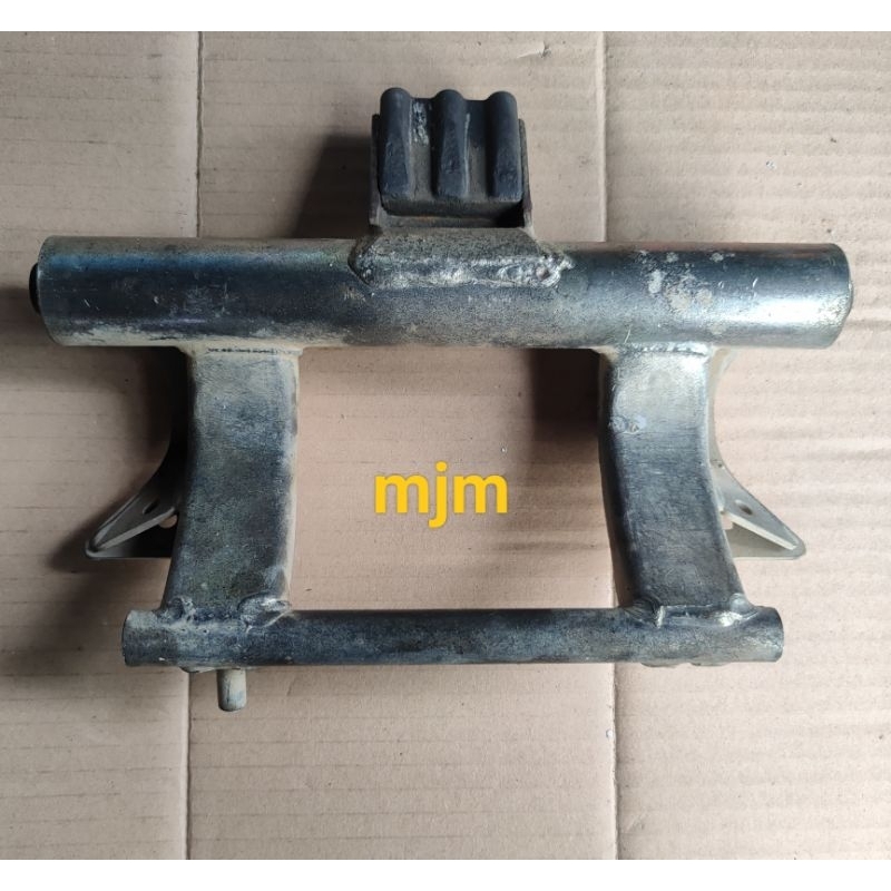 mounting ayunan mesin Vario 150 mounting Vario 150