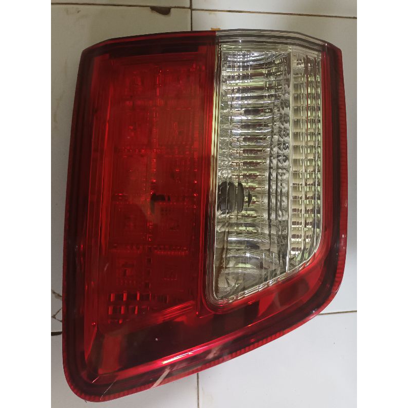 Bagasi fortuner 2010