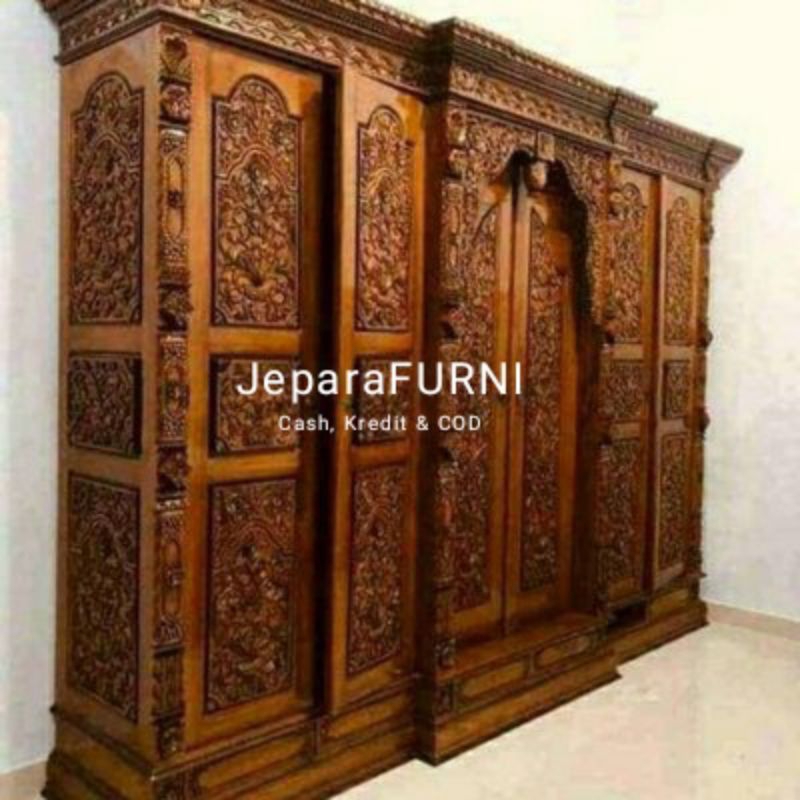 Almari Pakaian Gebyok Ukir Kayu Jati Jepara