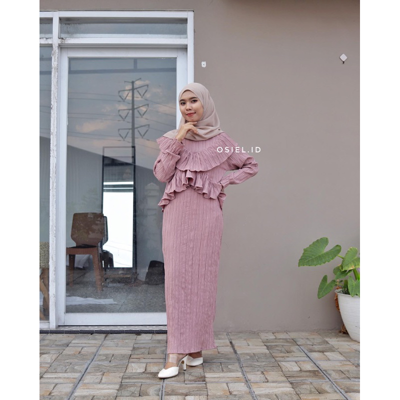 Delma dress