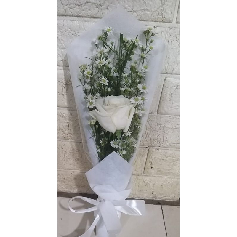 buket mawar putih 1 tangkai/bunga segar/wangi/kado ultah/anniversary