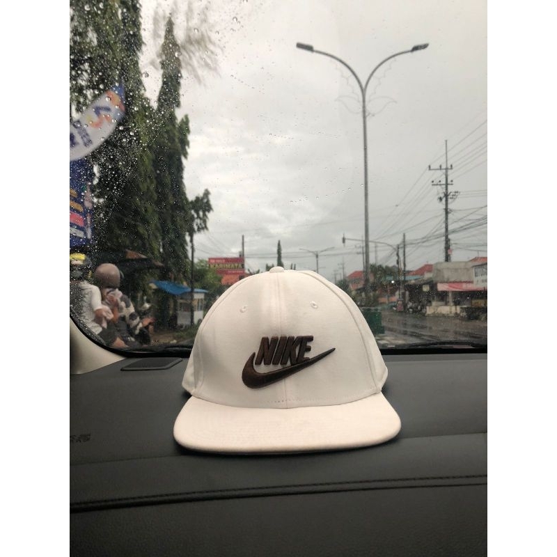 TOPI NIKE SECOND (TOPI NIKE BEKAS)