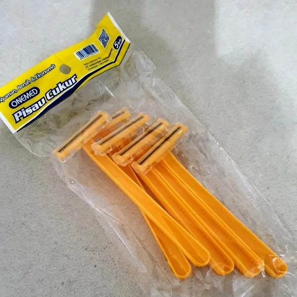 Pisau Cukur Kuning Onemed isi 5pcs