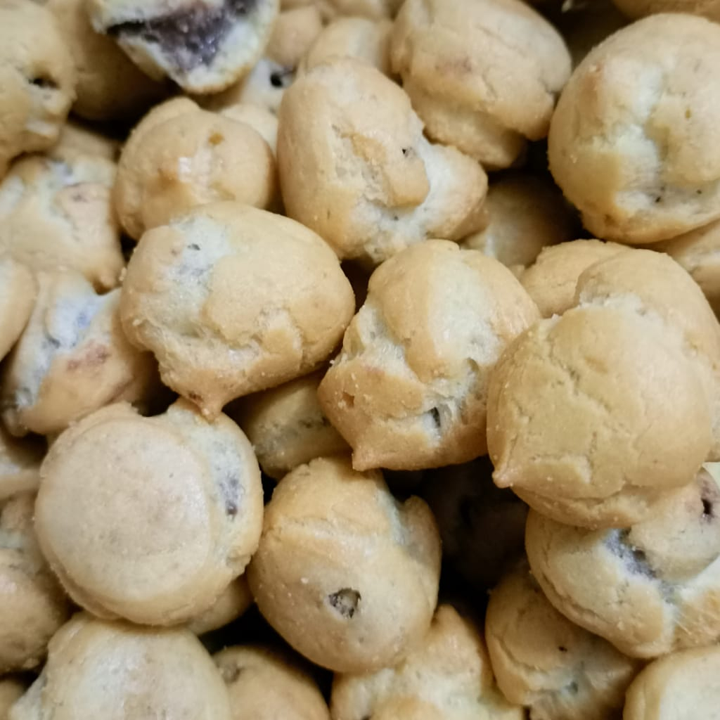 

soes coklat,soes isi coklat,soes double coklat 250gr