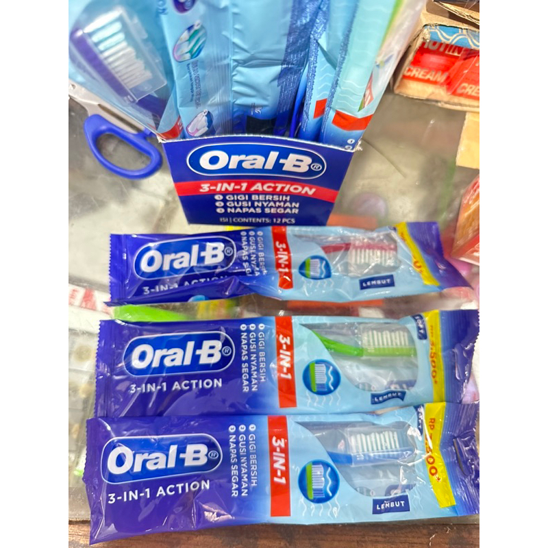 SIKAT GIGI ORAL-B