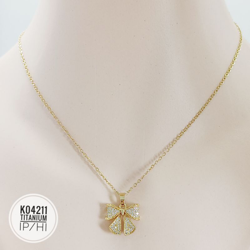 Kalung titanium pita gold K04211