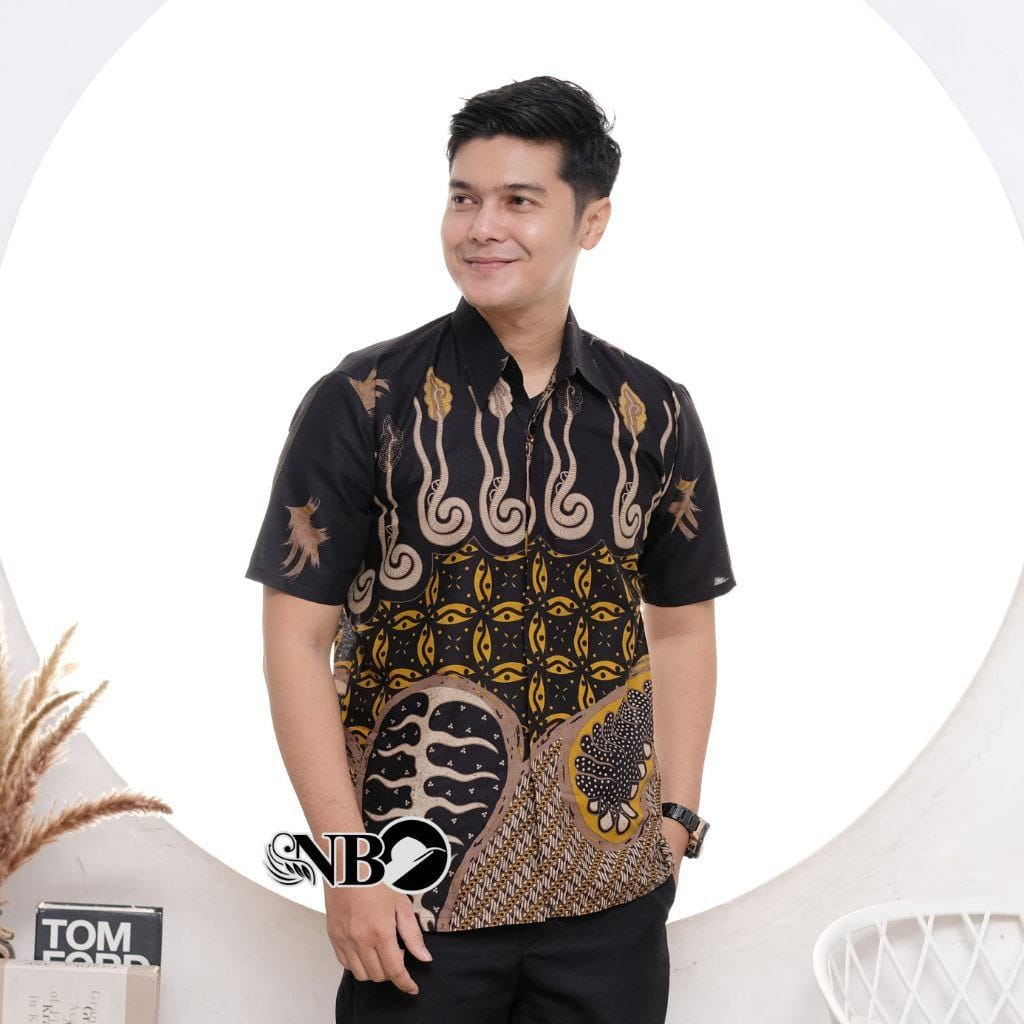 Batik Pria Lengan Pendek Premium BATIK AZMIL HRB026 motif KERATONAN Kode 002 size M L XL XXL